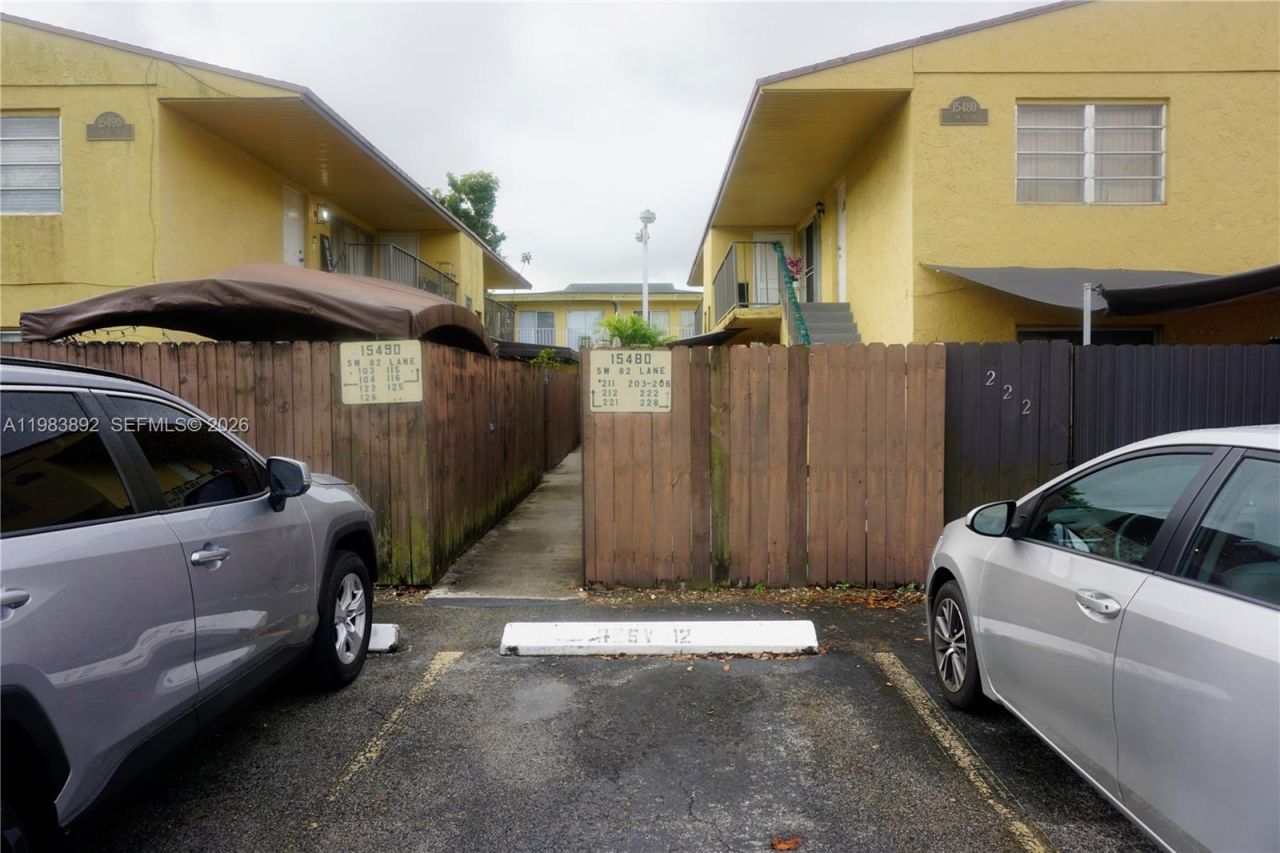 15480 SW 82nd Ln, Unit 211, Miami, FL 33193 Photo