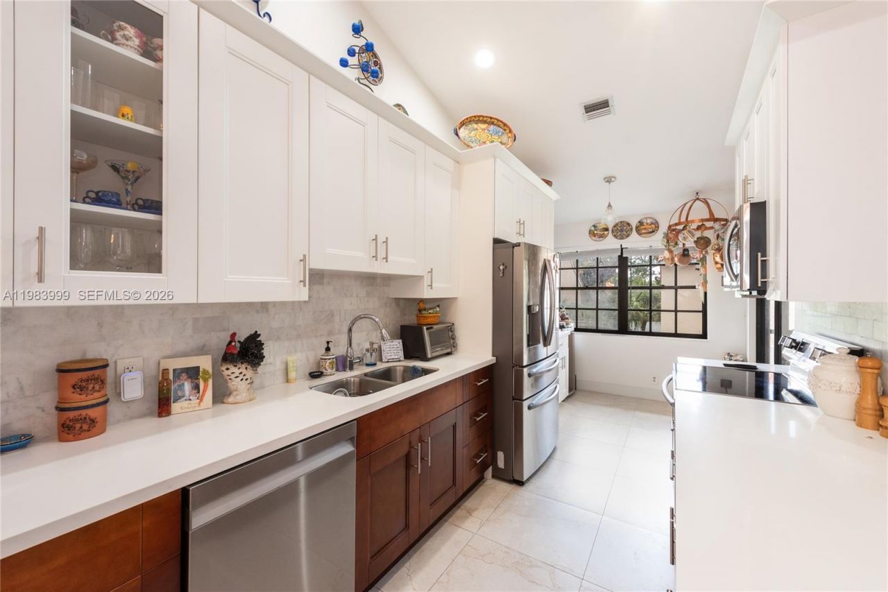 3212 Arbor Ln , Unit 2407, Hollywood, FL 33021 Photo