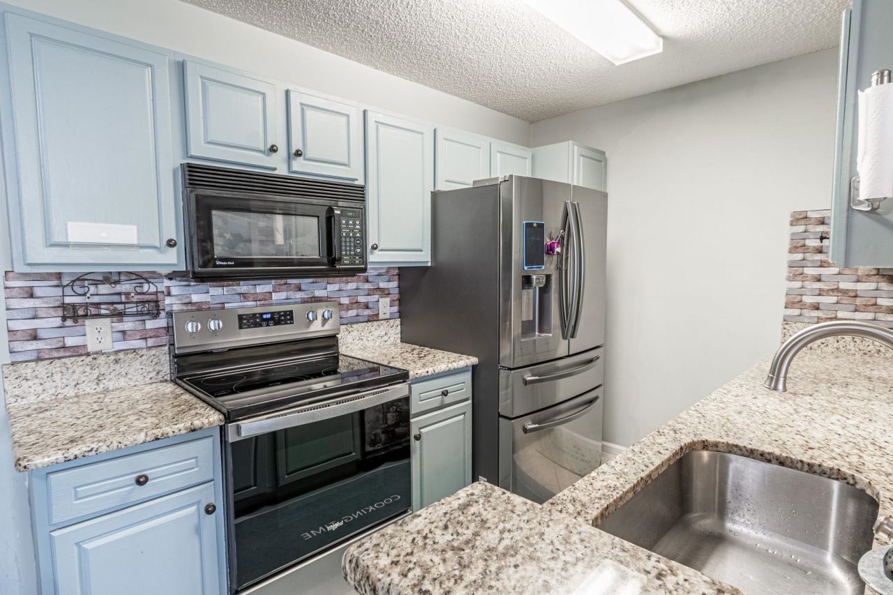 8845 Chandler Dr. Photo 10