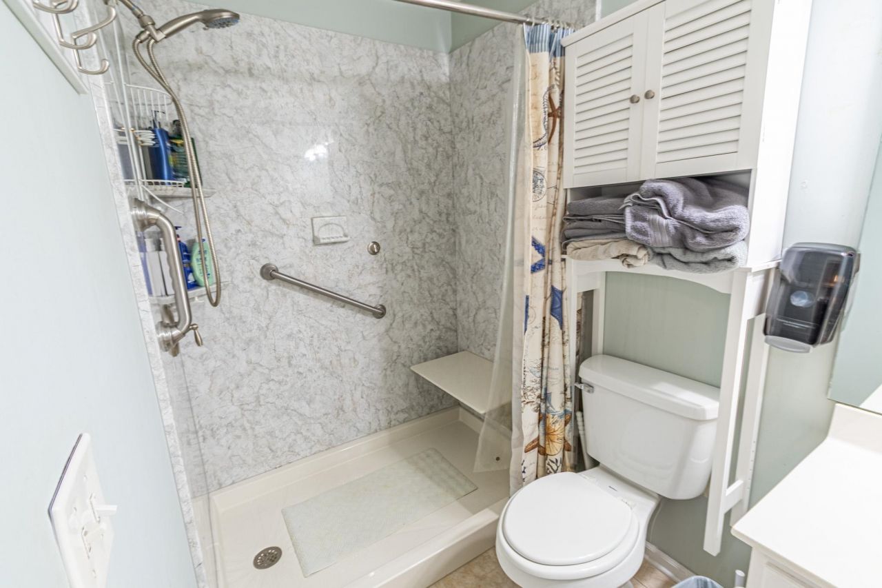 8845 Chandler Dr. Photo 13