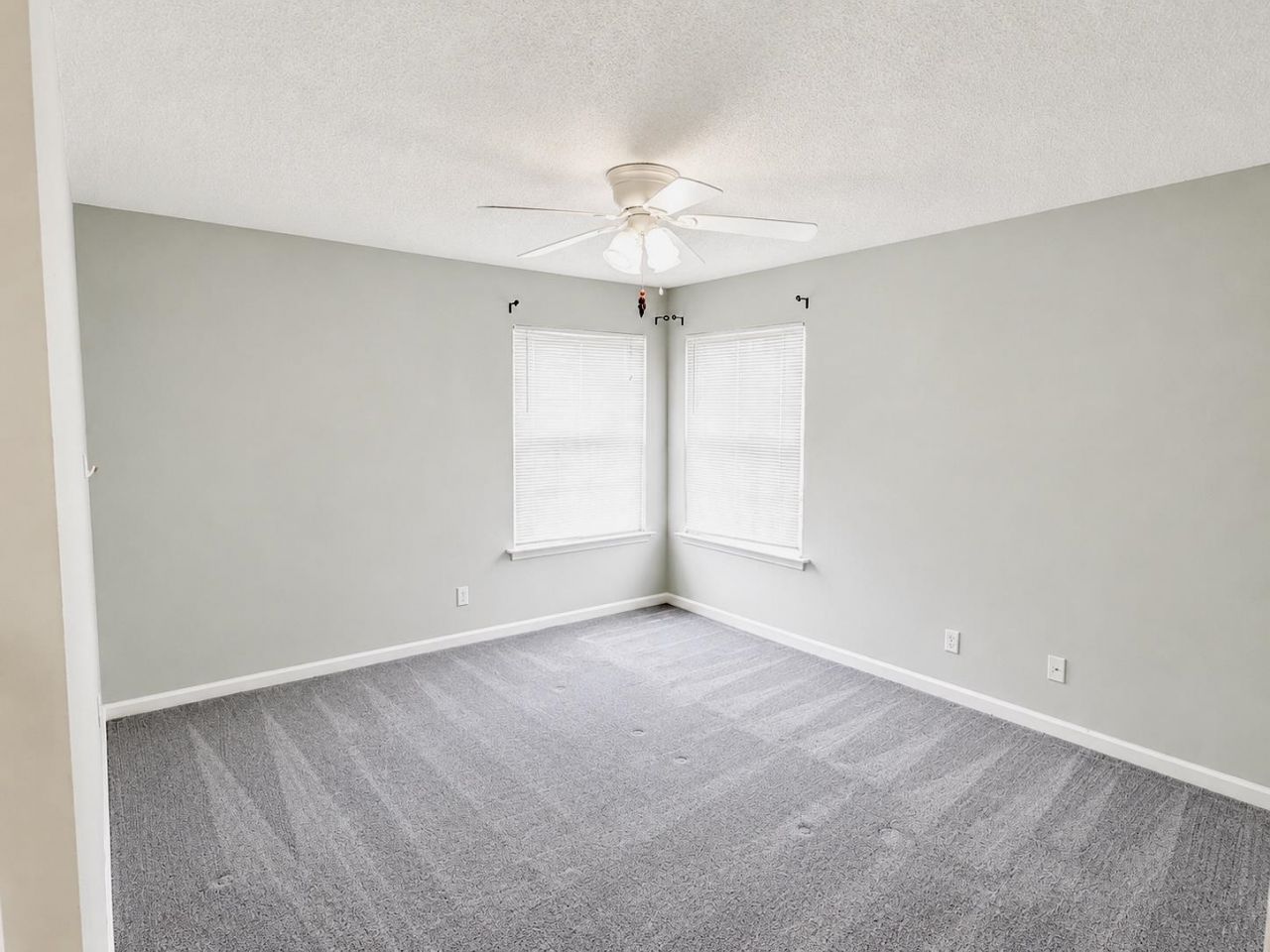8845 Chandler Dr. Photo 15