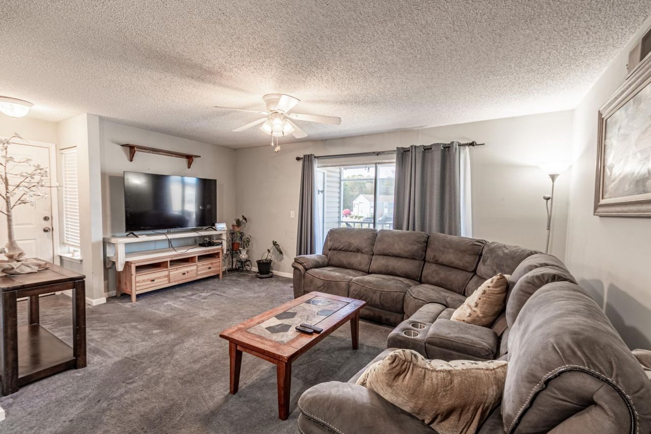 8845 Chandler Dr. Photo 7