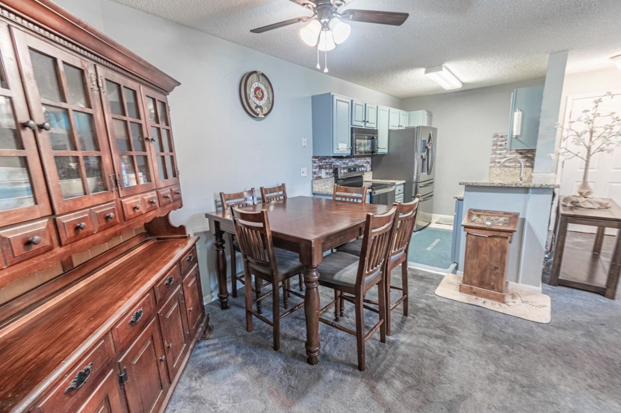 8845 Chandler Dr. Photo 9