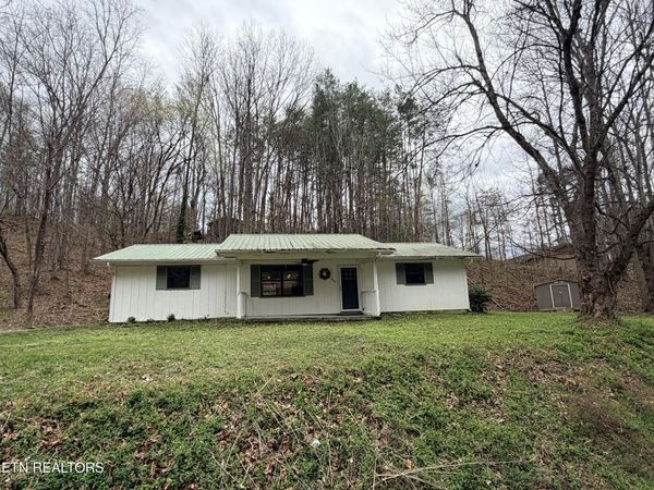 901 Beverly Hills Drive, Sevierville, TN 37862