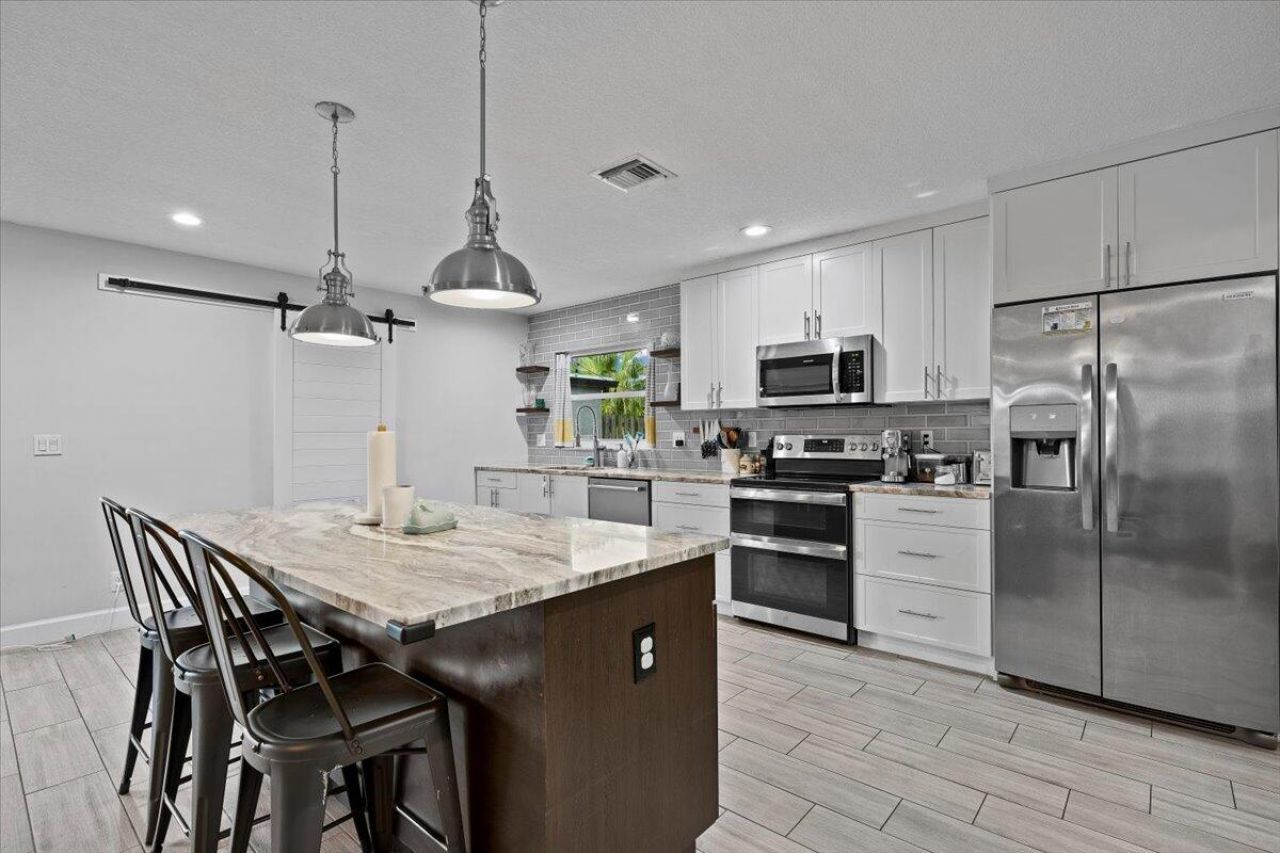 208 Sandpiper Avenue, Royal Palm Beach, FL 33411 Photo