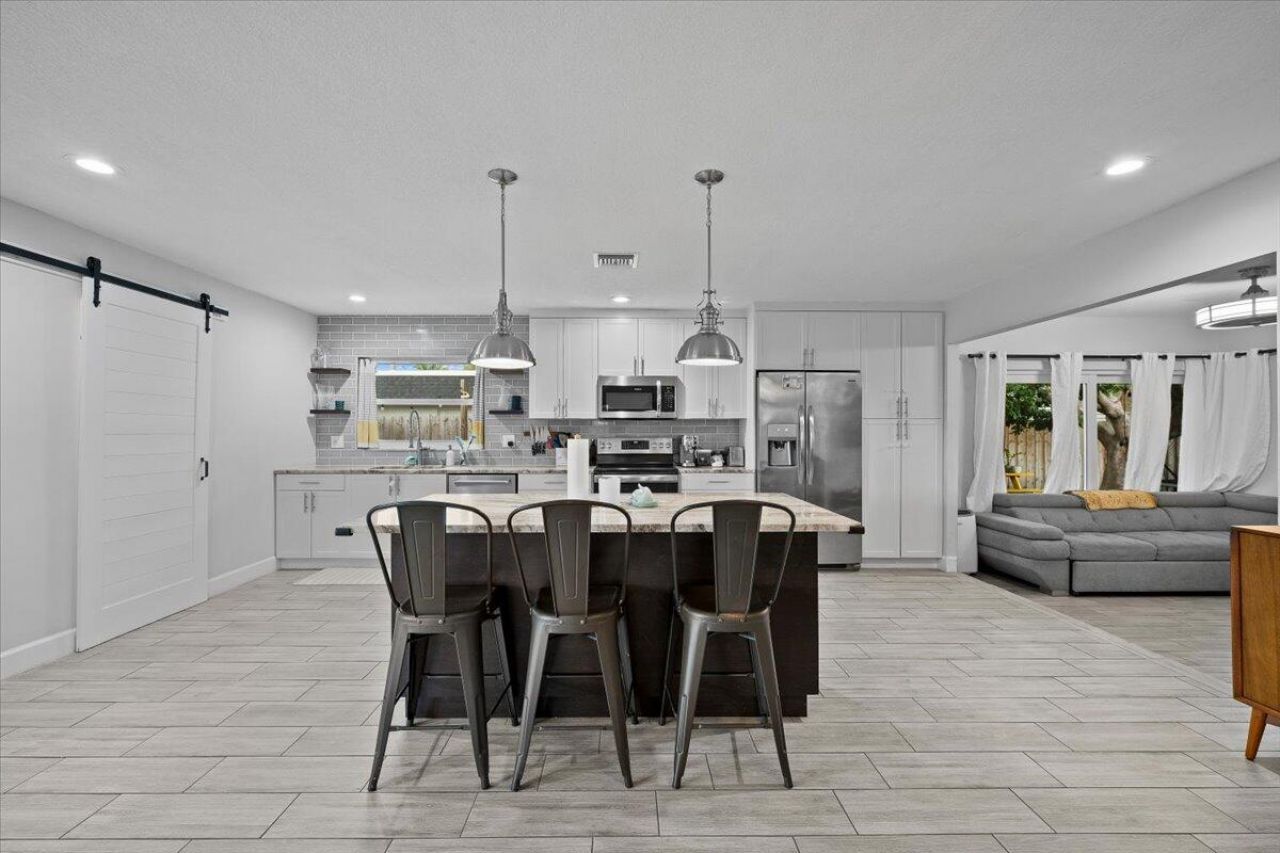 208 Sandpiper Avenue, Royal Palm Beach, FL 33411 Photo