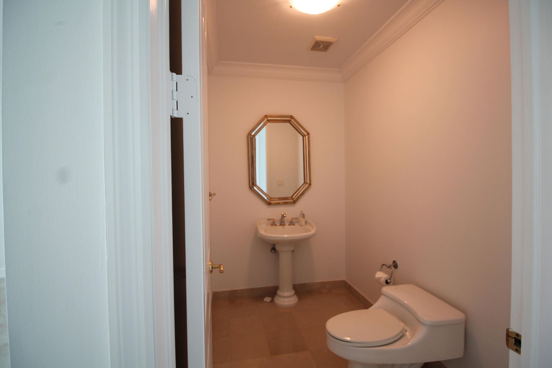 500 SE Mizner Boulevard, Unit A104, Boca Raton, FL 33432 Photo