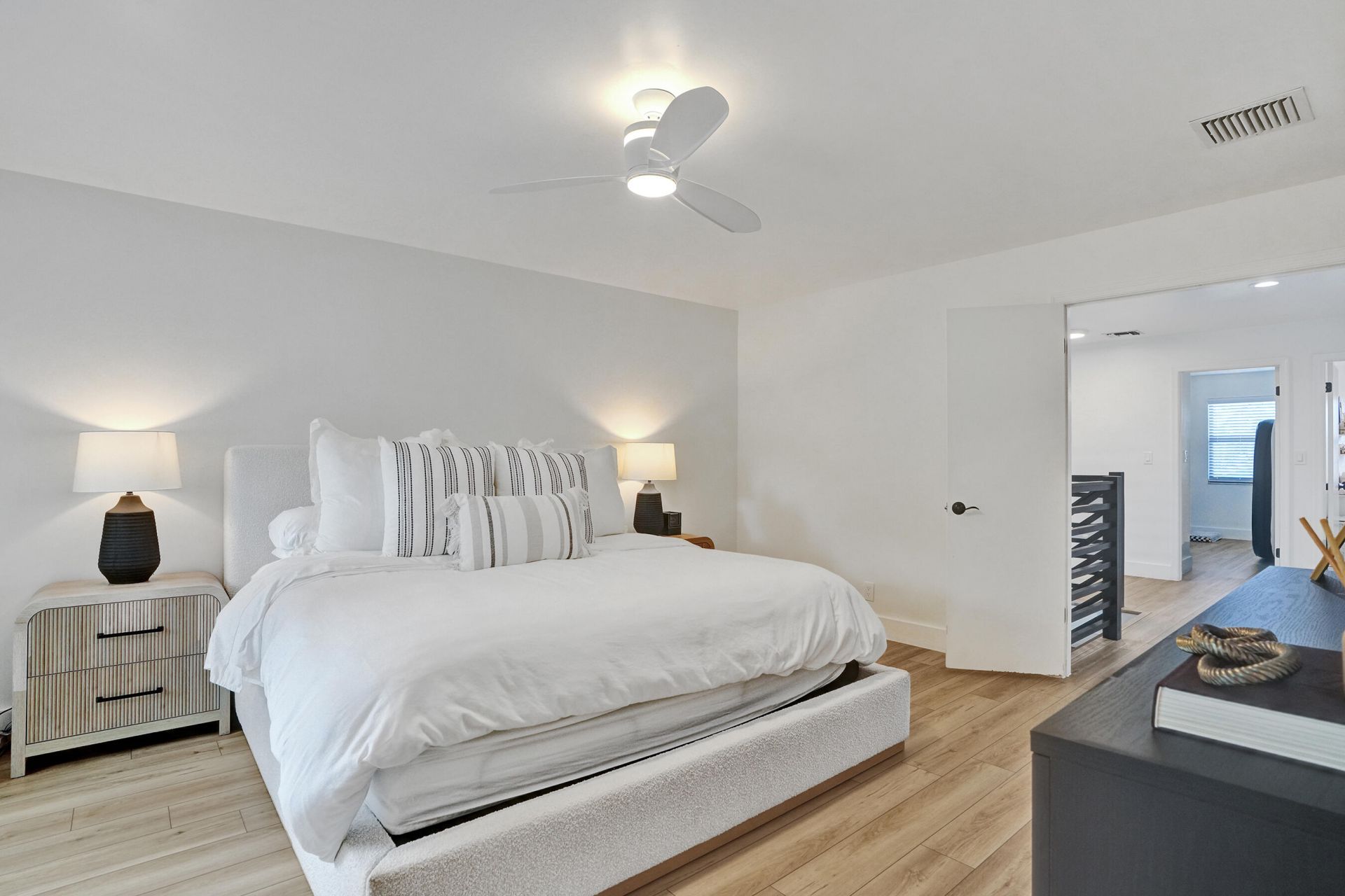 861 Mockingbird Lane, Plantation, FL 33324 Photo