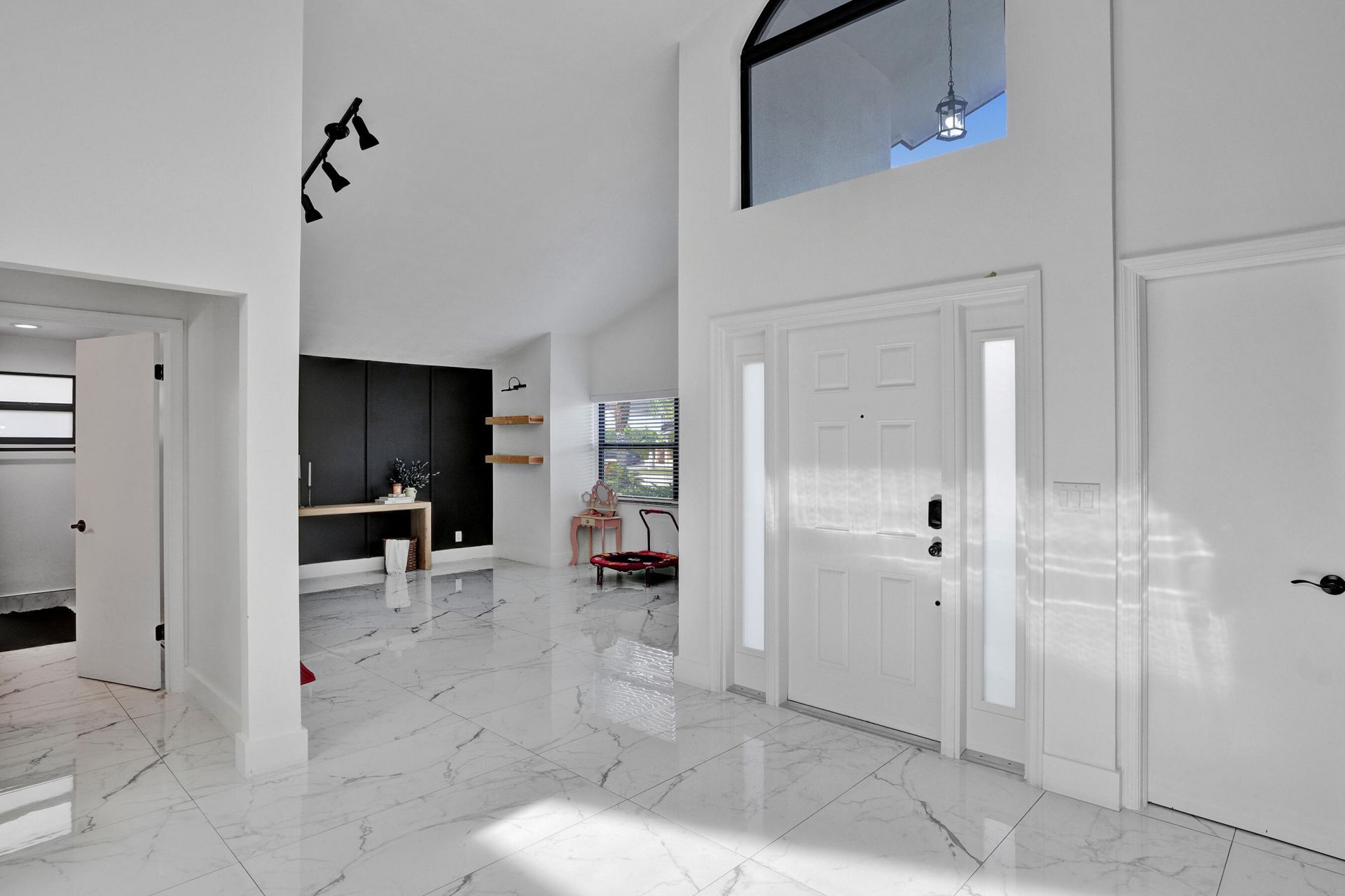 861 Mockingbird Lane, Plantation, FL 33324 Photo