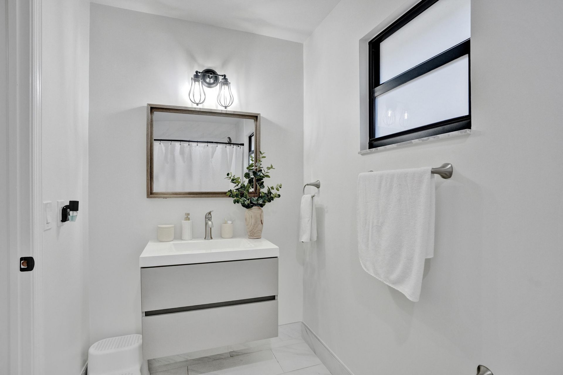 861 Mockingbird Lane, Plantation, FL 33324 Photo