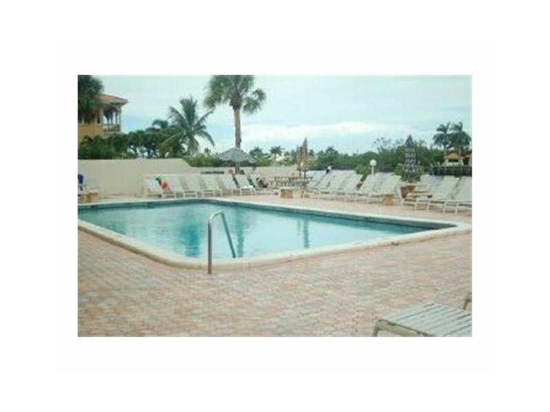 630 Snug Harbor Drive, Unit C14, Boynton Beach, FL 33435 Photo