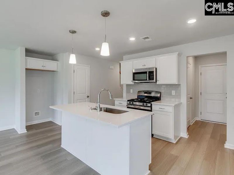 217 Flatsedge Court Photo 6