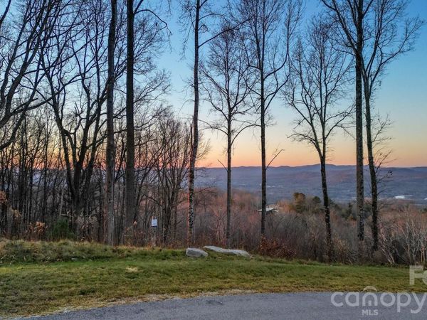 198 Mossy Rock Way , Fletcher, NC 28732