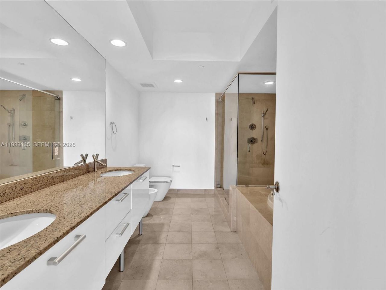 17201 Collins Ave , Unit 704, Sunny Isles Beach, FL 33160 Photo