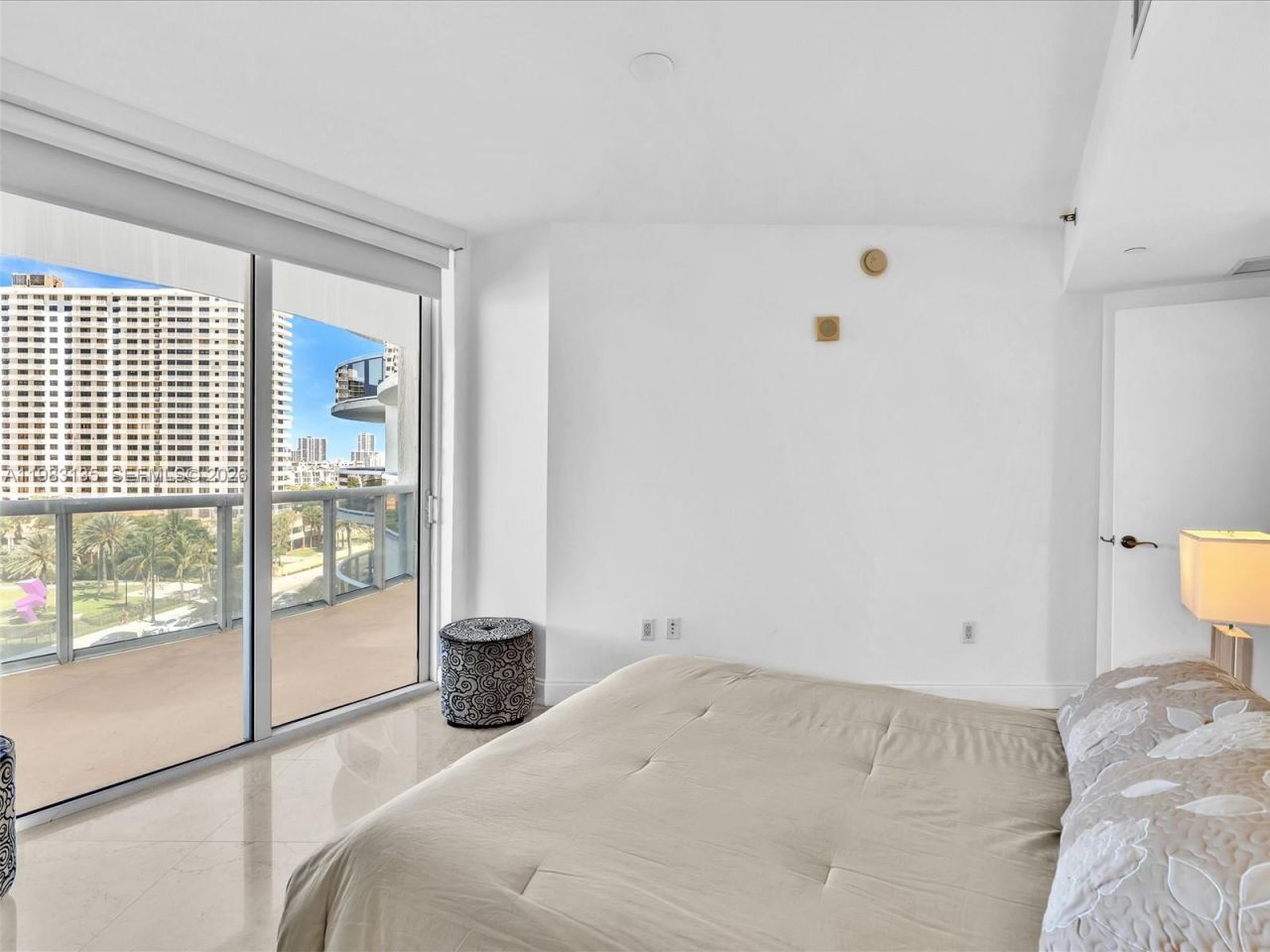 17201 Collins Ave , Unit 704, Sunny Isles Beach, FL 33160 Photo