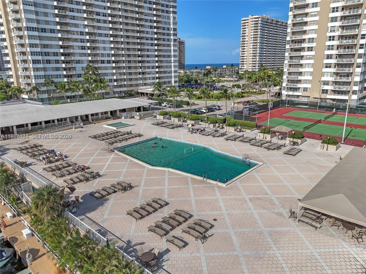1985 S Ocean Dr, Unit 21K, Hallandale Beach, FL 33009 Photo