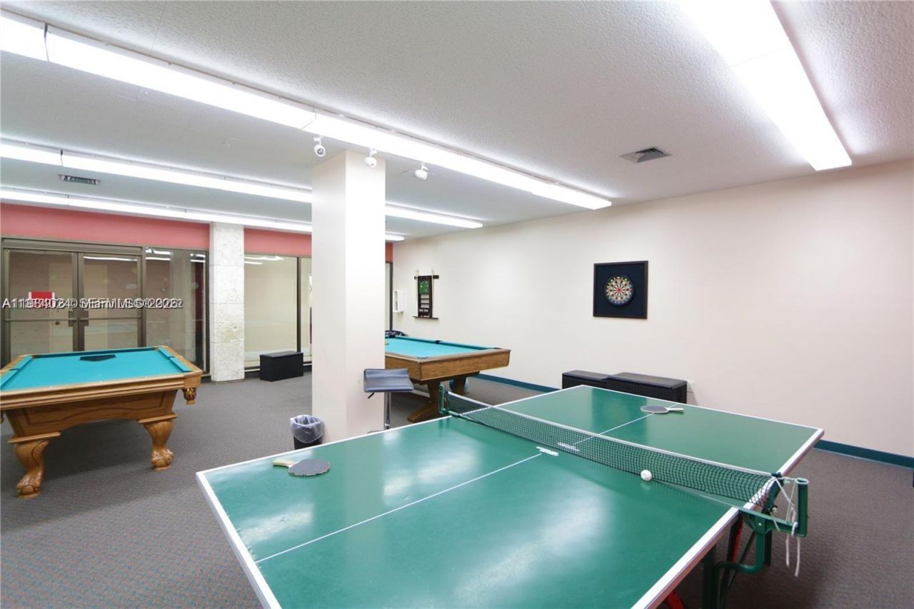 1985 S Ocean Dr, Unit 21K, Hallandale Beach, FL 33009 Photo