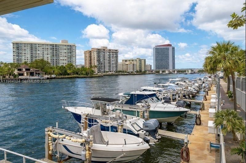 1985 S Ocean Dr, Unit 21K, Hallandale Beach, FL 33009 Photo