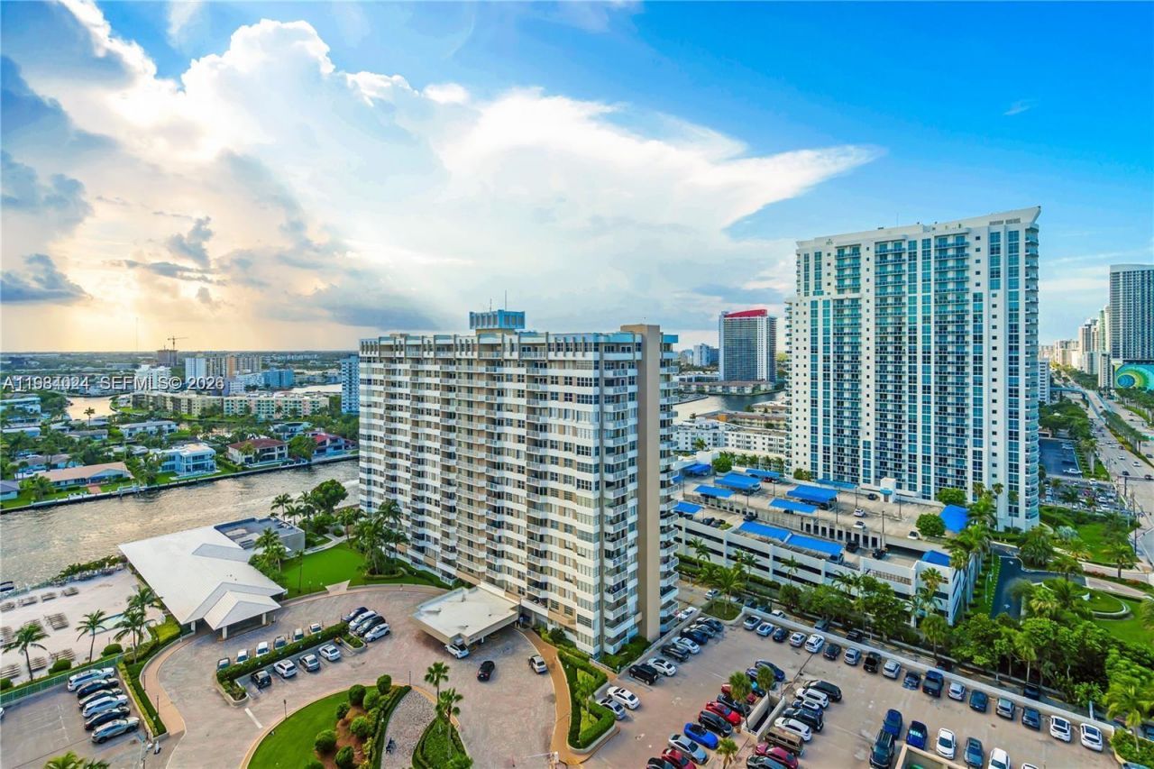 1985 S Ocean Dr, Unit 21K, Hallandale Beach, FL 33009 Photo
