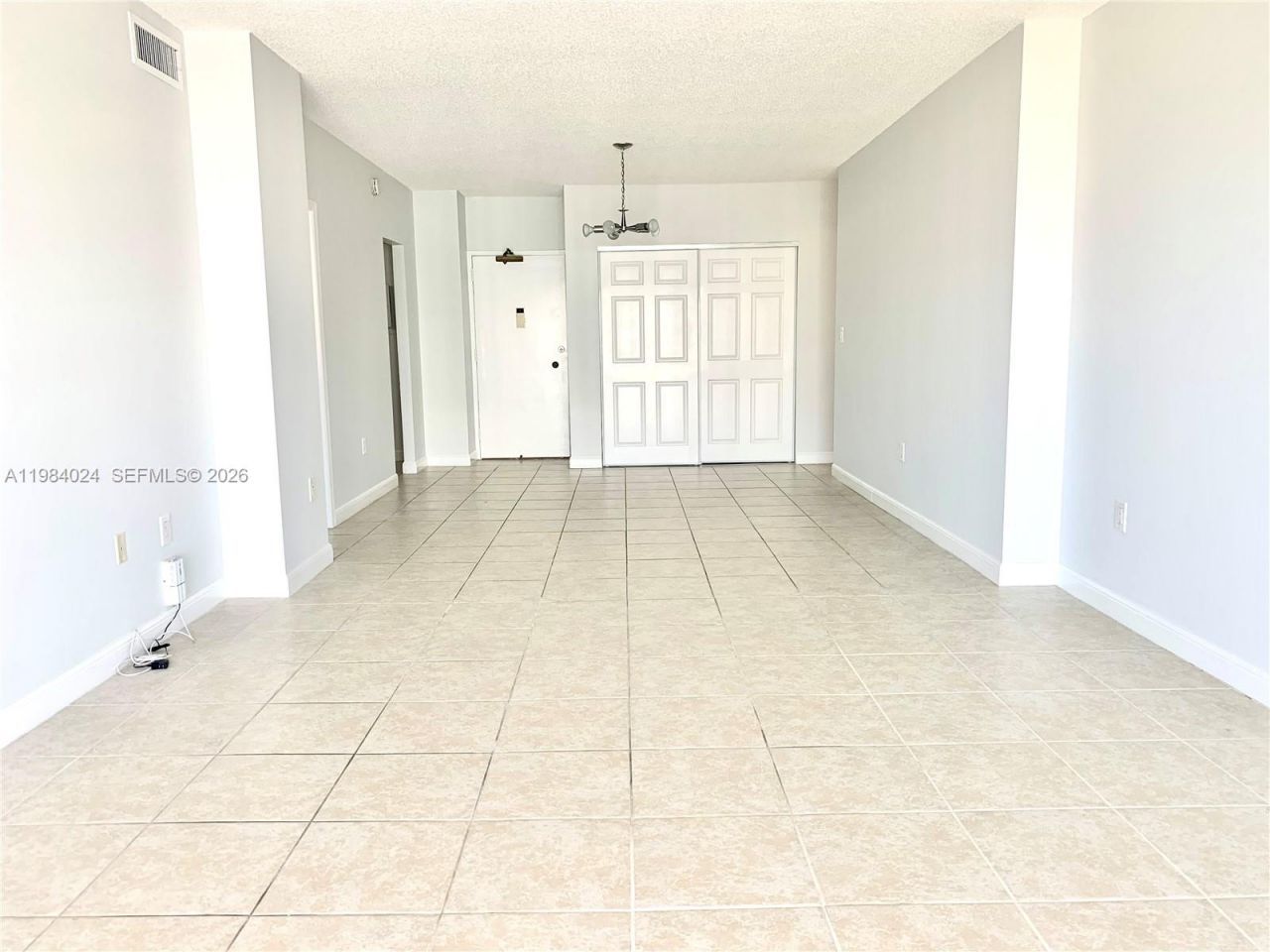 1985 S Ocean Dr, Unit 21K, Hallandale Beach, FL 33009 Photo