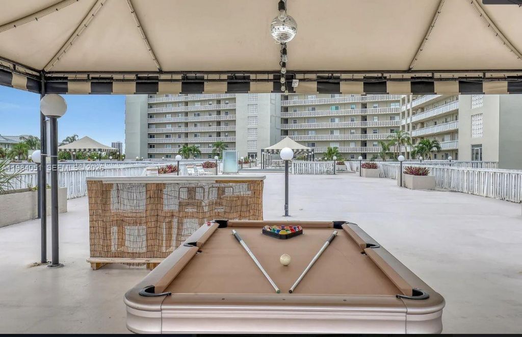 801 Lake Shore Dr, Unit 403, Lake Park, FL 33403 Photo