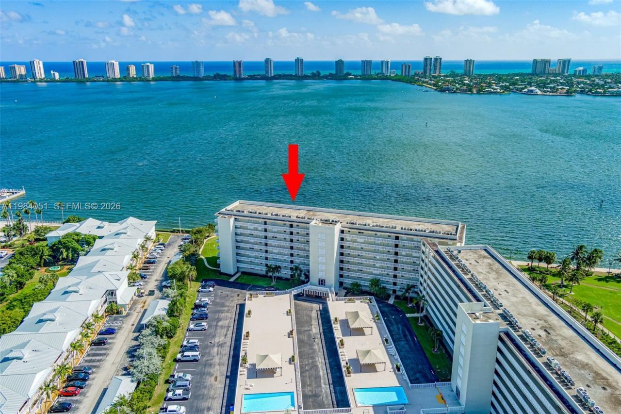 801 Lake Shore Dr, Unit 403, Lake Park, FL 33403 Photo