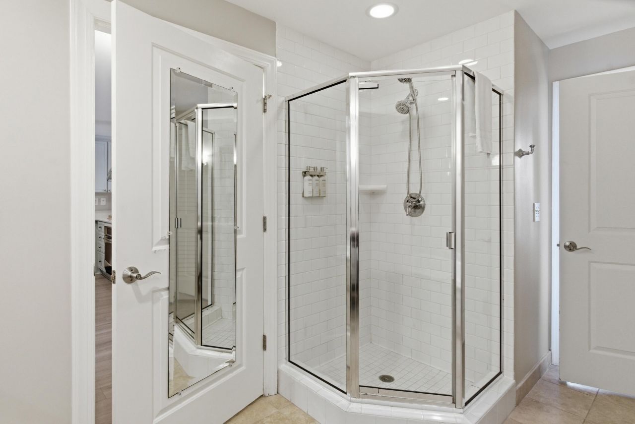 5802 Palmetto Photo 22