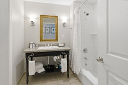 5802 Palmetto photo 4