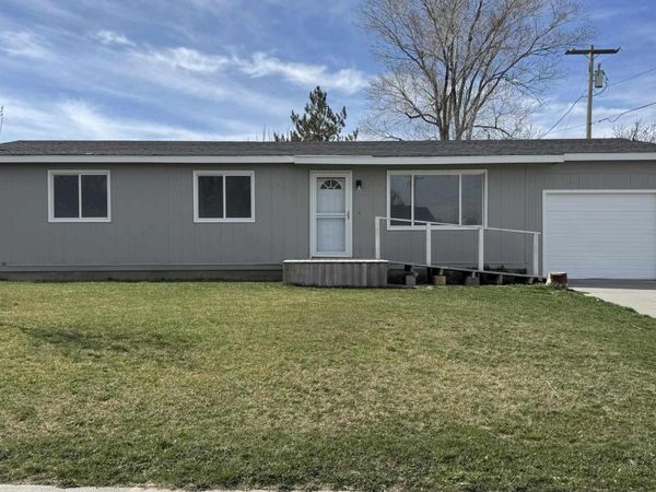 101 Sunset Circle, Buhl, ID 83316