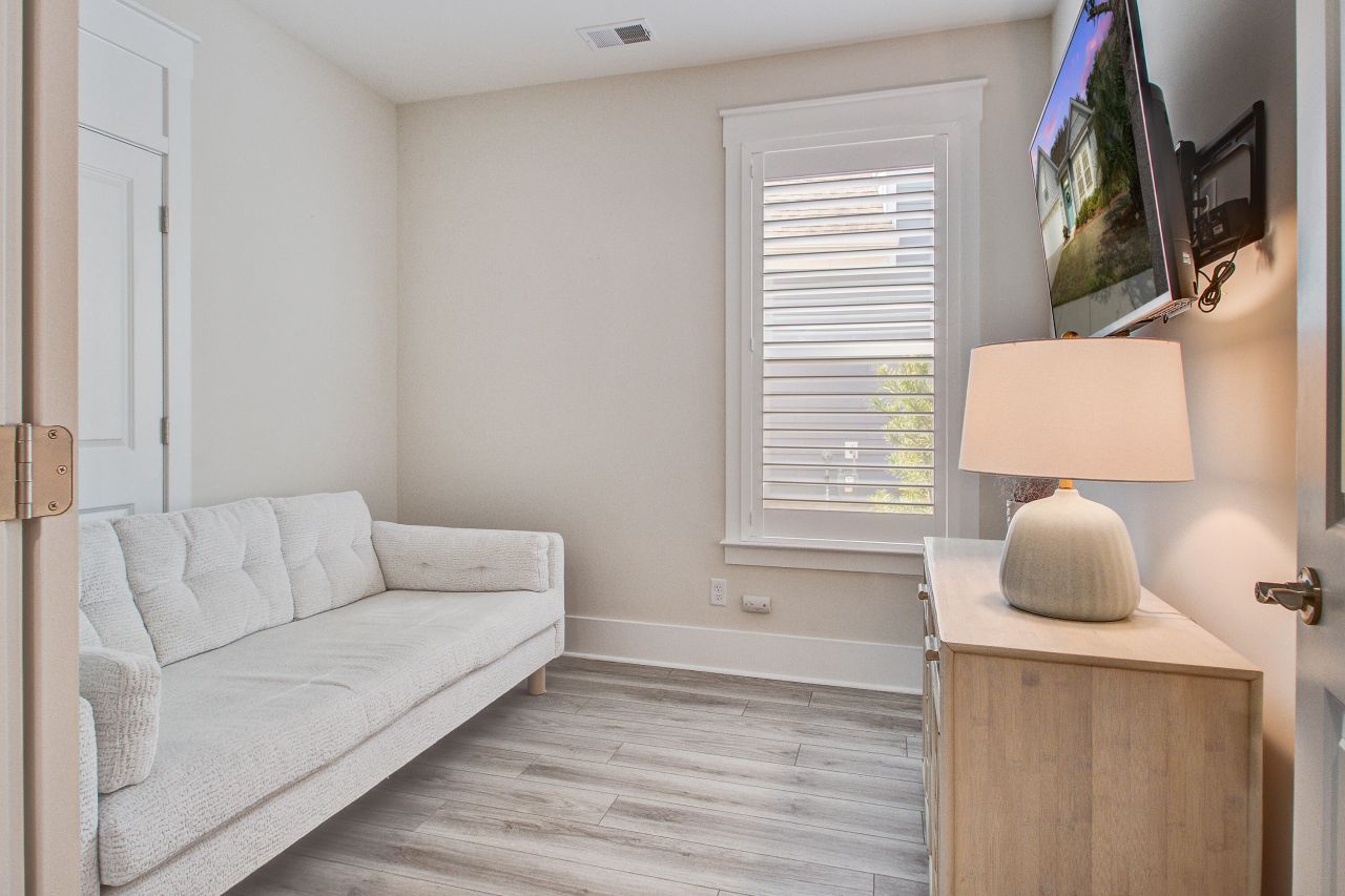 5065 Song Sparrow Way Photo 25