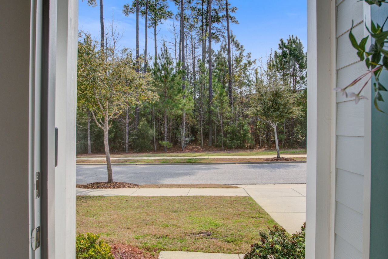 5065 Song Sparrow Way Photo 5