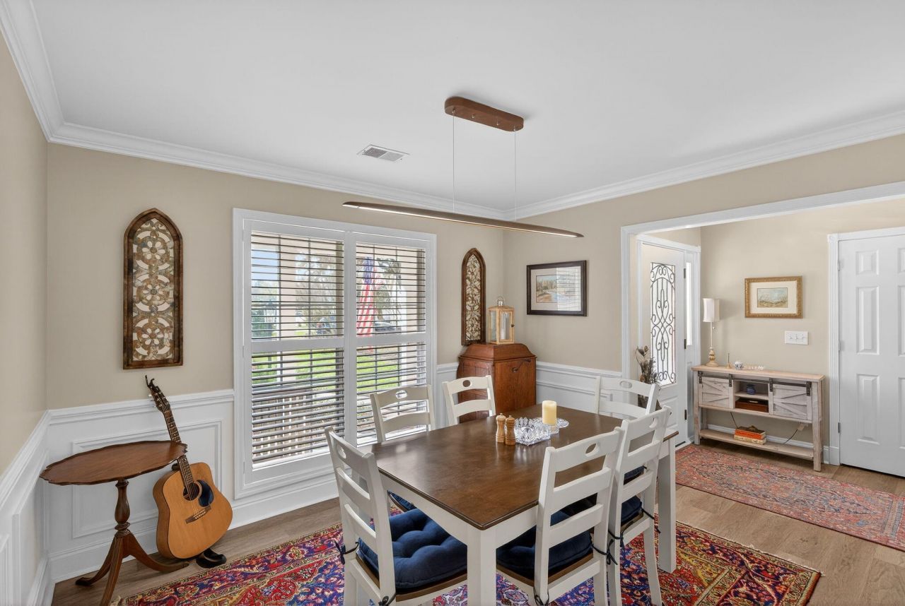 733 Woodland Pointe Place Photo 8