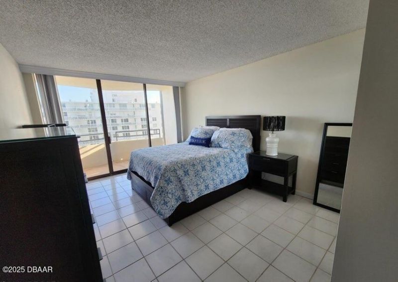 2828 N Atlantic Avenue, Unit 1404, Daytona Beach, FL 32118 Photo