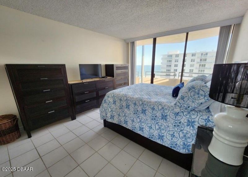2828 N Atlantic Avenue, Unit 1404, Daytona Beach, FL 32118 Photo