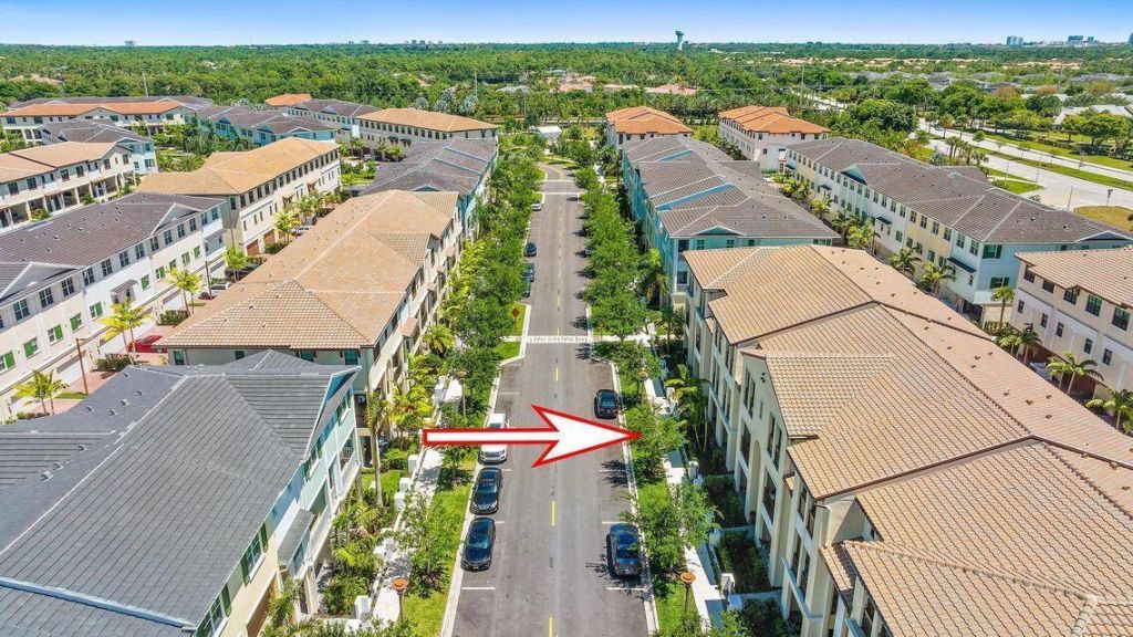 5256 Beckman Terrace, Palm Beach Gardens, FL 33418 Photo