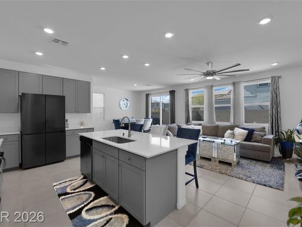 10223 Midnight Onyx Street, Las Vegas, NV 89141