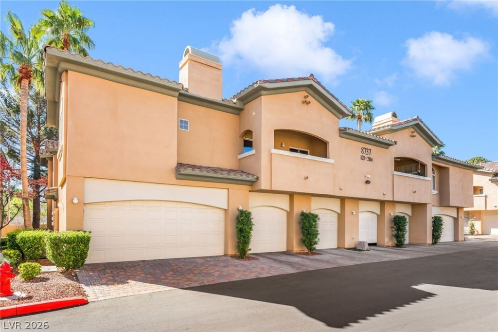 8737 Red Brook Drive, Unit 201, Las Vegas, NV 89128 Main Photo