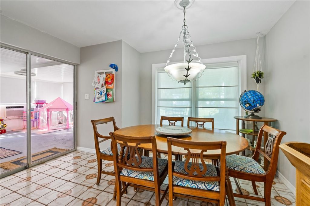 1621 5th Avenue, Vero Beach, FL 32960 Photo