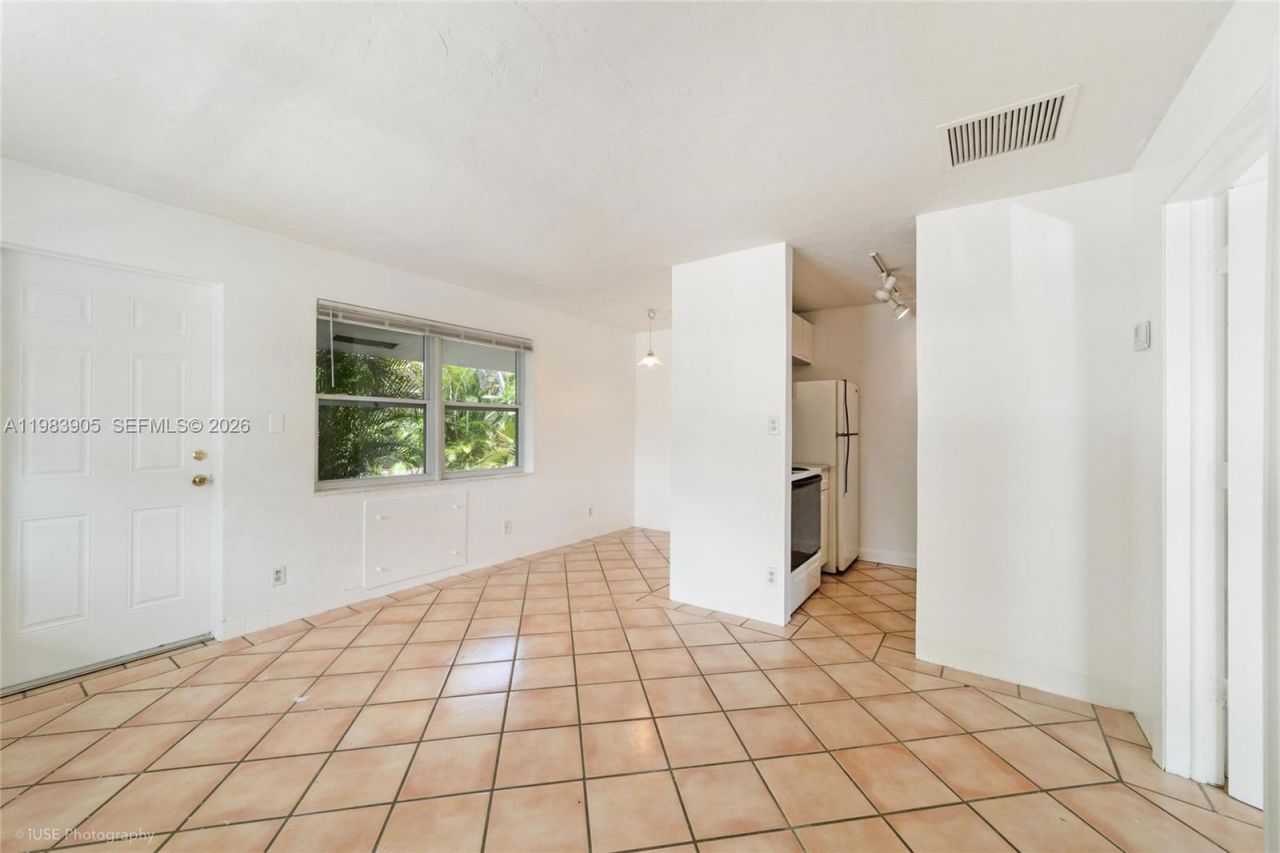 924 NE 17th Ter , Unit 1, Fort Lauderdale, FL 33304 Photo