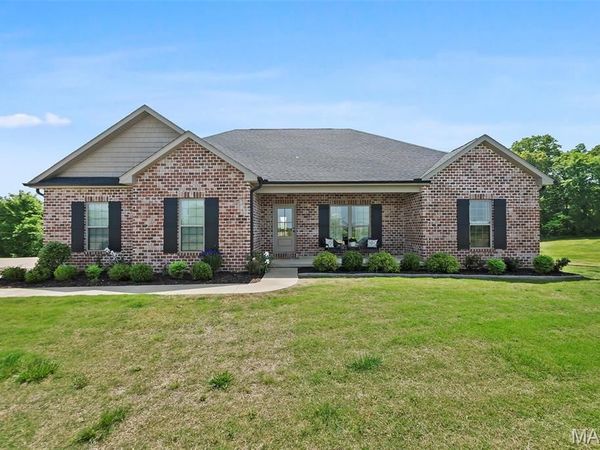 443 Coyote Ridge, Jackson, MO 63755
