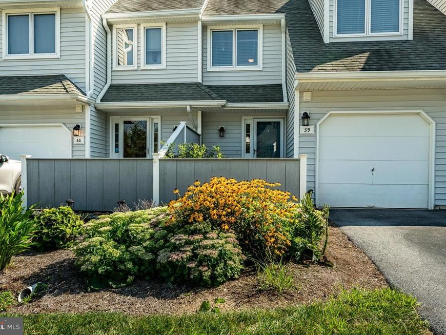 39 E Jonathan Court , Unit 39, Kennett Square, PA 19348 Main Photo