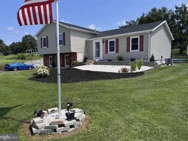 410 SHORBS HILL ROAD, HANOVER, PA 17331