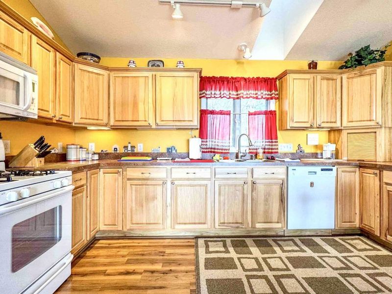 9668 E Lakeshore Drive, Huntsville, OH 43324 Photo 15