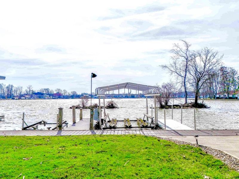 9668 E Lakeshore Drive, Huntsville, OH 43324 Photo 5