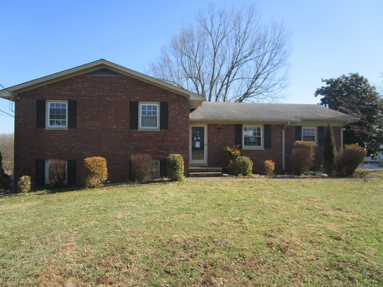 403 N First Street, Burgin, KY 40310 Main Photo