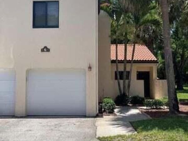 6 Via De Casas, Unit 104, Boynton Beach, FL 33426