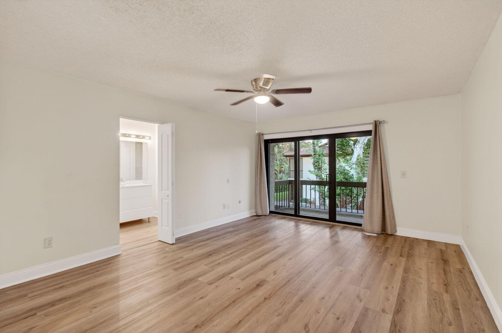 21682 Cypress Road, Unit 11c, Boca Raton, FL 33433 Photo