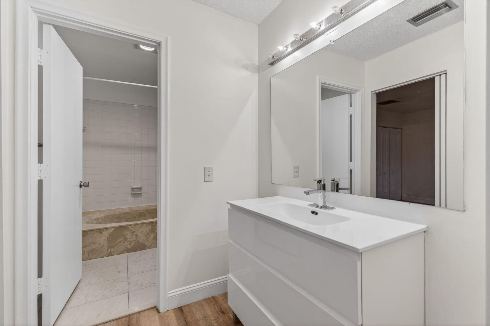 21682 Cypress Road, Unit 11c, Boca Raton, FL 33433 Photo