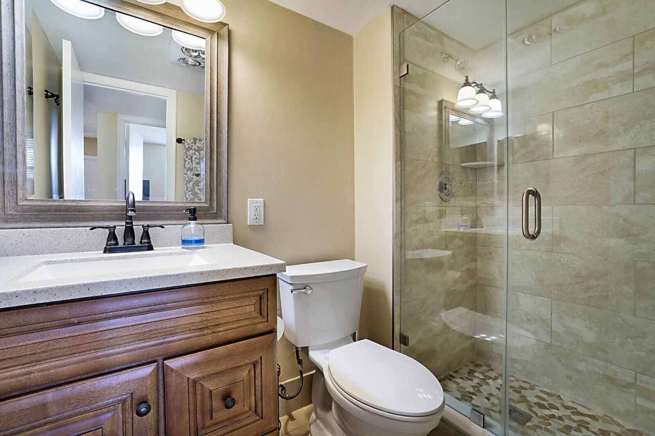 2541 Aragon Boulevard, Unit 202, Sunrise, FL 33322 Photo