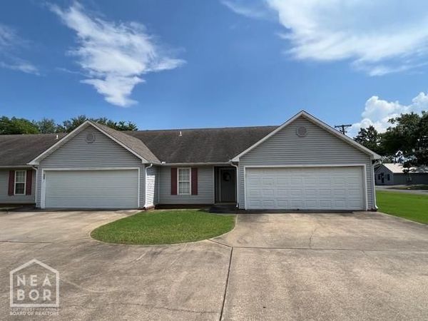 106 Leggett Street, Jonesboro, AR 72401